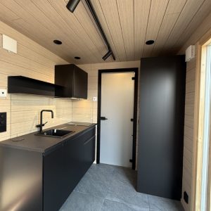 Konttiaitat ja taukotilat